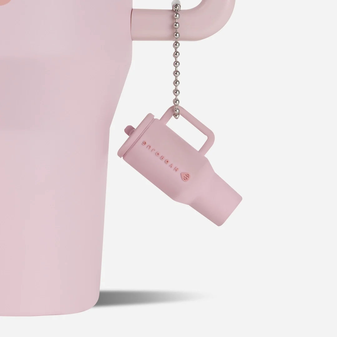 traveler-keychain-k5 Web-TravelerKeychainPhotos-PinkSand2.webp